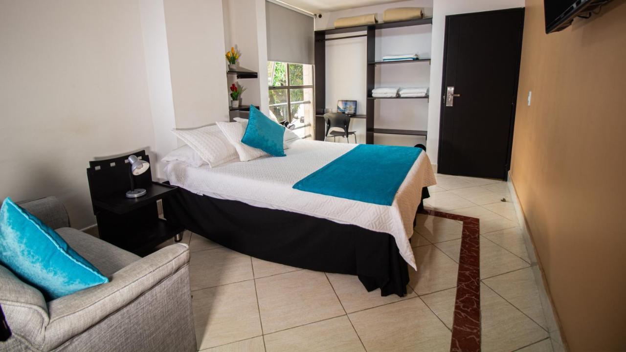 Aw Hotel Urban Estadio Кали Екстериор снимка