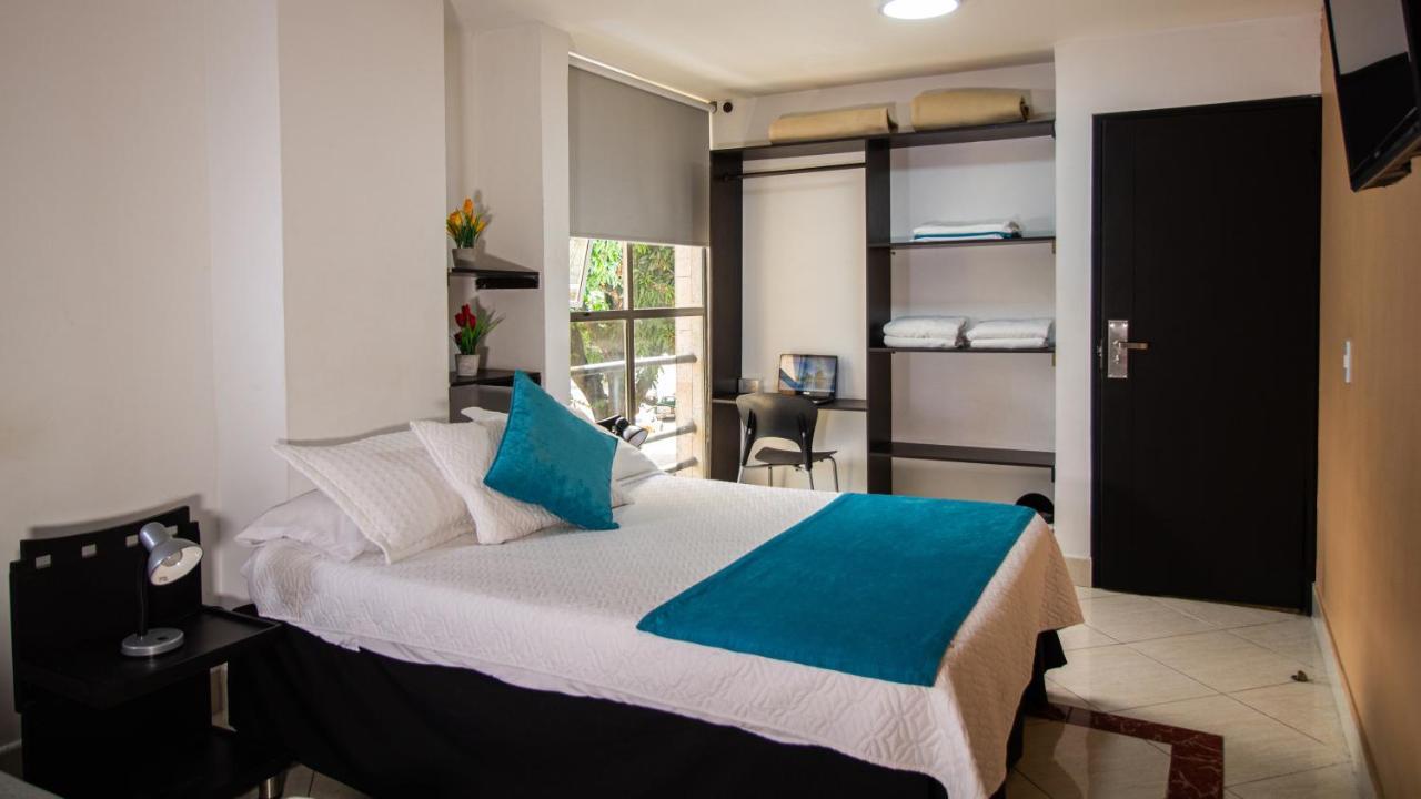 Aw Hotel Urban Estadio Кали Екстериор снимка